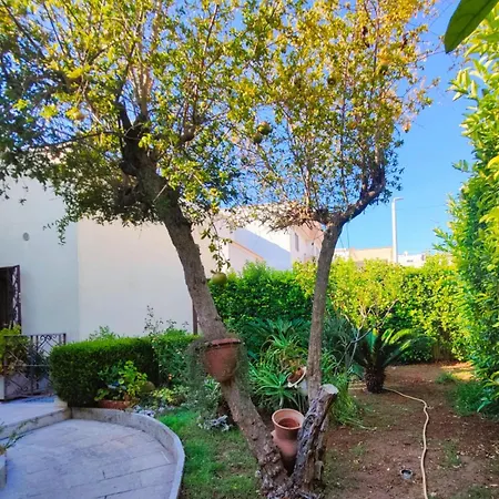 Gasthuis Sari Evi Otranto